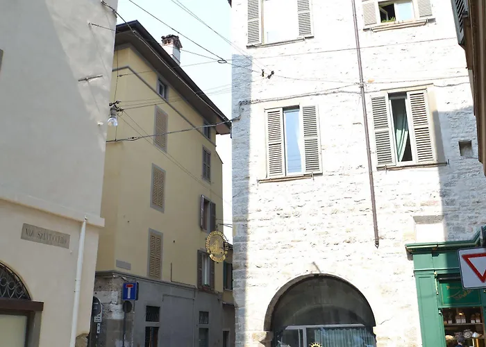 Alba Citta Alta B&B 베르가모